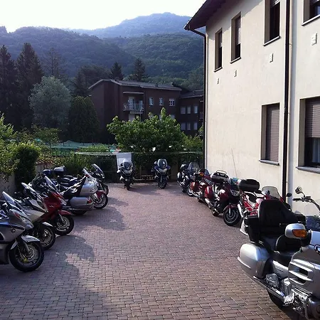 Hotel Sala 2*