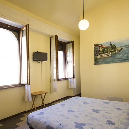 Otel Sala 2*