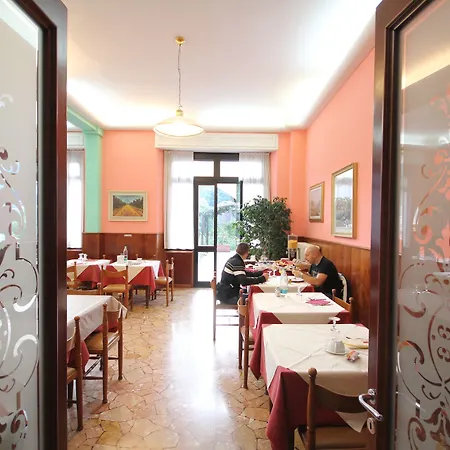Sala Otel Valbrona