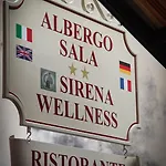 Sala Hotel 2*